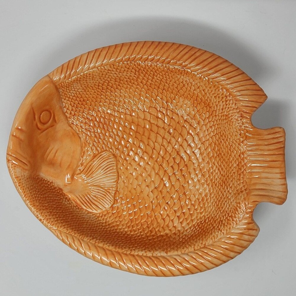 Embossed Fish Collection Serving Bowl - Style‎ Eyes Decorative Ceramic Dish